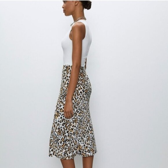 BABATON Only Slip Satin Midi Skirt Leopard Print Long Size 00 Aritzia - Picture 3 of 12